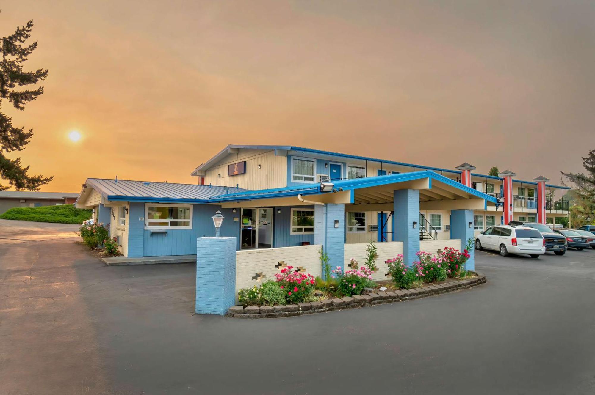 Studio 6 Suites - Albany, Or Exterior photo